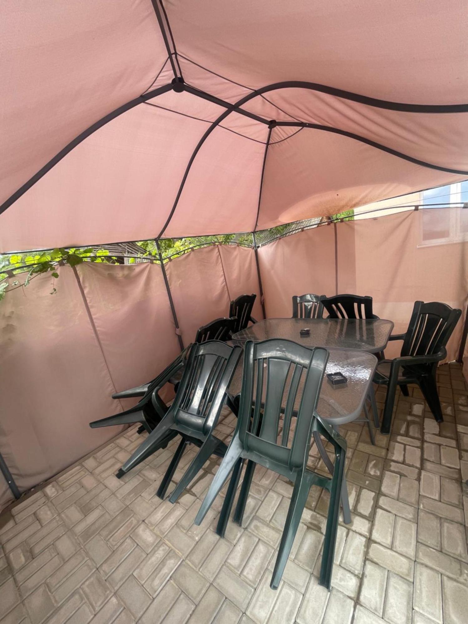 Cazare Apartamente Lavi-Tour Tg Neamt Търгу Нямц Екстериор снимка